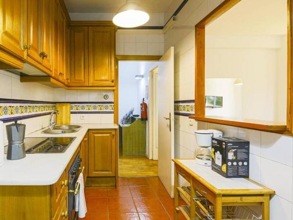 Be barcelona arco del triunfo sunny colors III