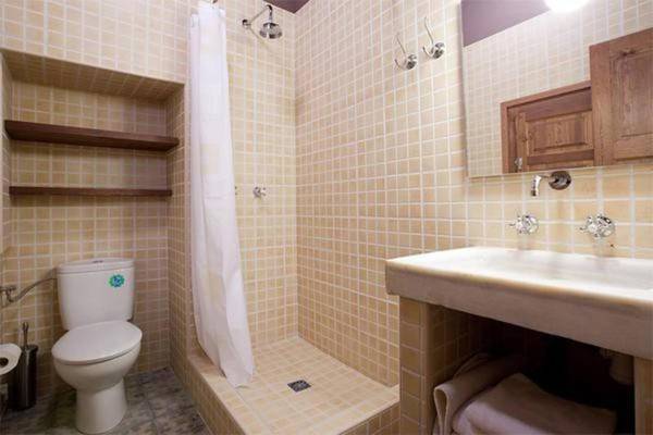 Beautiful Family Place Near Picasso Museum