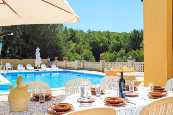 7 bedrooms villa with private pool and enclosed garden at Castellet i la Gornal 9 km away from the beach