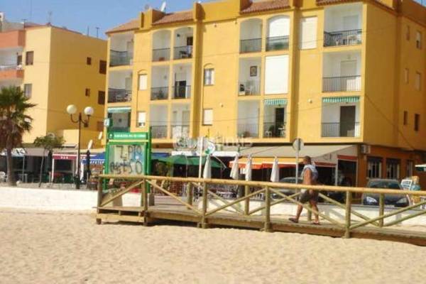 3 bedrooms appartement at Barbate 100 m away from the beach with sea view and furnished terrace