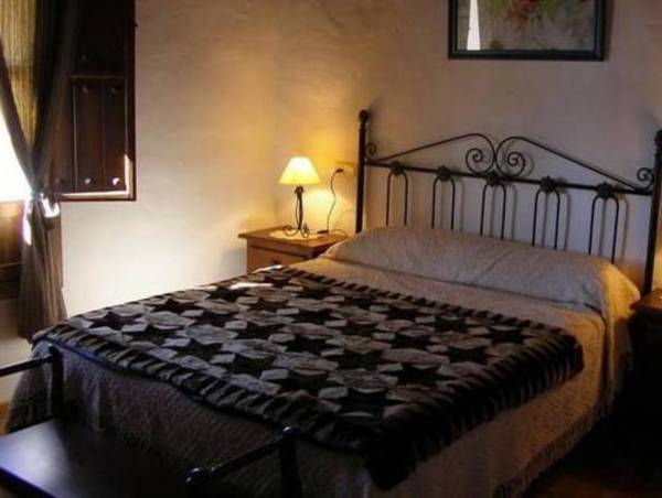 Roofed Cottage in Andalusia with fantastic pool and garden