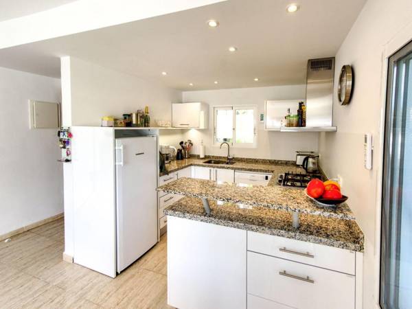 Urbane Holiday Home in Altea with Private Swimming Pool