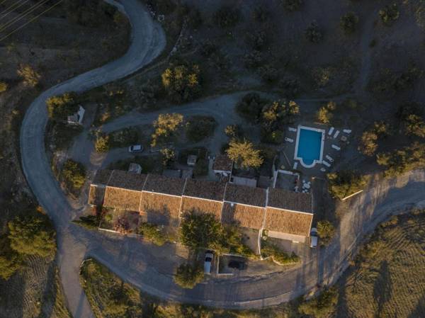 La Casita Blanca- La Almona Chica