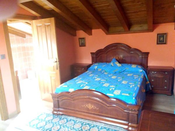 3 bedrooms house with city view and enclosed garden at Trescares