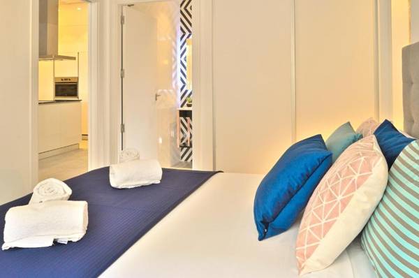 MyFlats Luxury Downtown