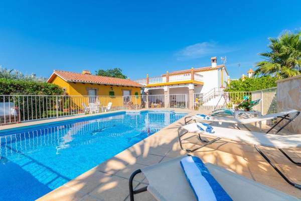 Cubo's Casa María los Javieles