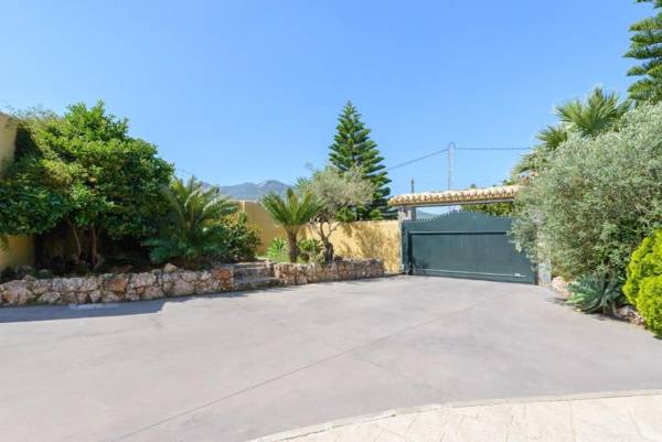 Cubo's Villa Torre Encina