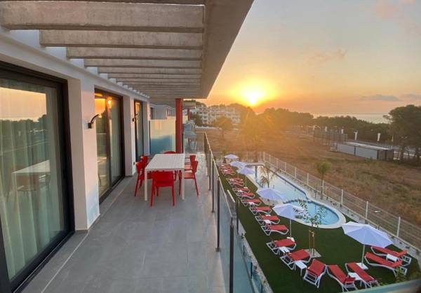 Azahar Beach Apartments