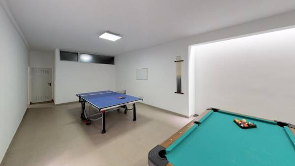 Luxury BKM in Playa del Duque