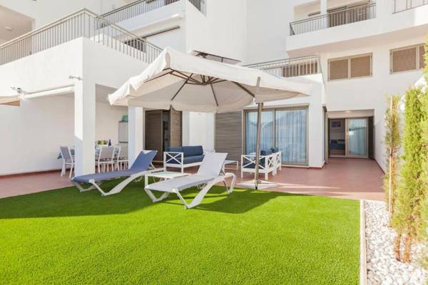 OH LA LIFE! MAGNOLIA GOLF SUSANA