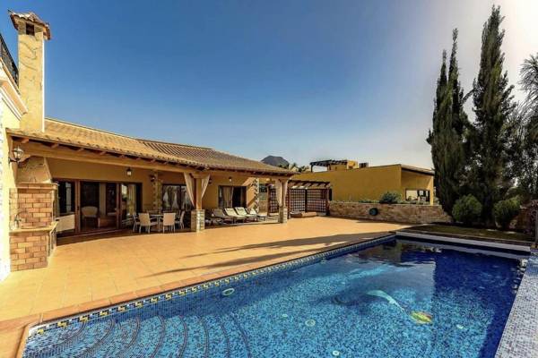 GOLFSIDE HIDEAWAY INFINITY POOL BBQ 5 BDRM