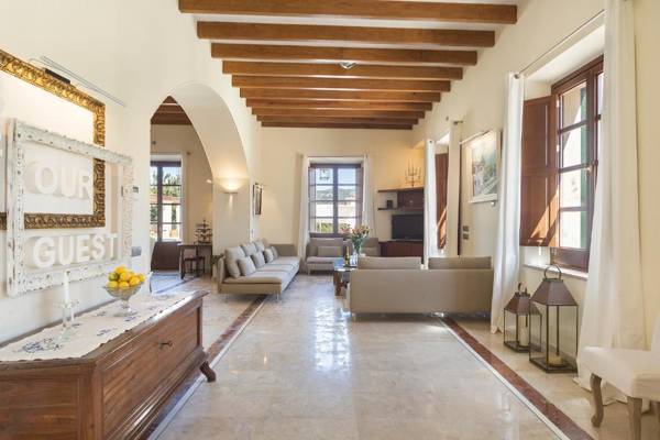 Majestic Holiday Estate in Calvia