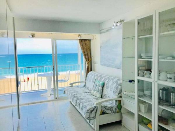 Investingspain Studio beach paradise front sea views swimming pool