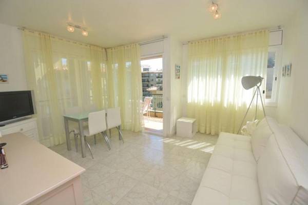 Hauzify I Apartament Estrella