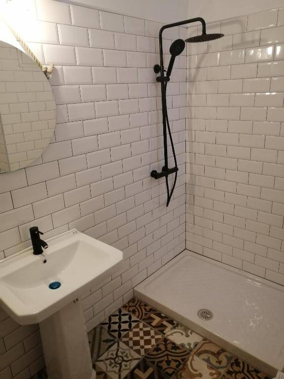 Alcaravaneras Hostel