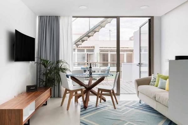 En las Canteras ático cin terraxa solarium privado para vivir experiencias inolkvidables