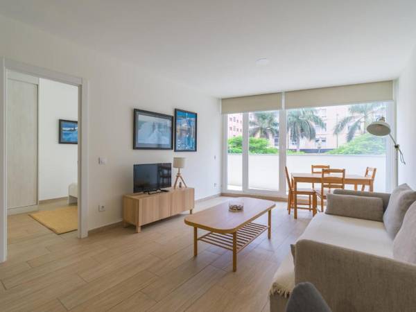 Modern Apartment in Las Canteras with parking