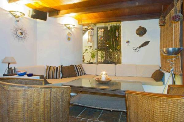 V PRINCESA Vivienda con piscina y BBQ para max 10 personas