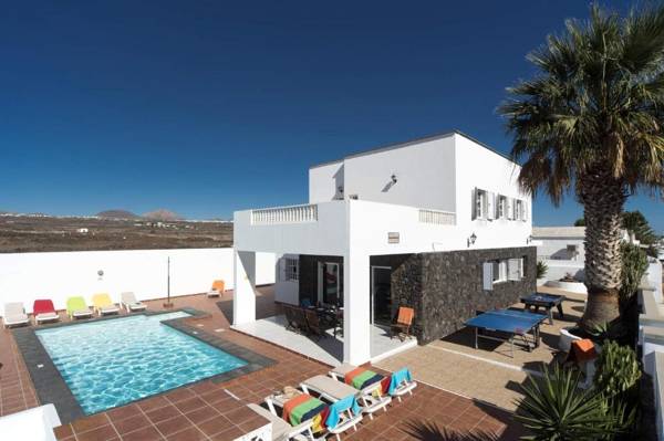 Villa Volcan by Villa Plus