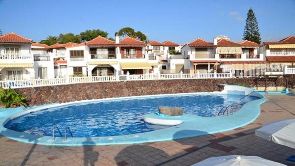 Modern studio in complex Paraiso Royal LA95