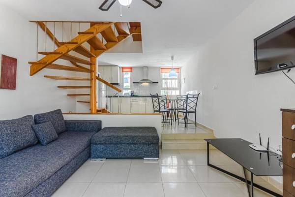 Nice 2 level apartment El Cortijo Las Americas LA45