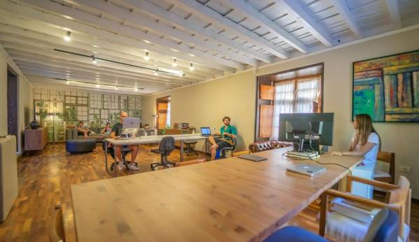 Workspace - Cactus Coliving & Coworking