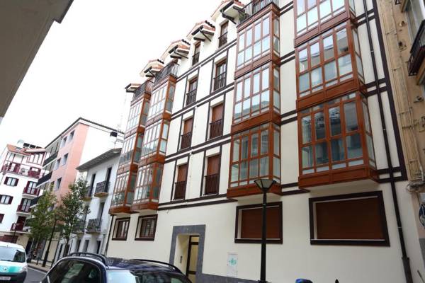 Pepita by Smiling Rentals