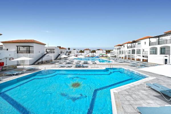 Broncemar Beach Suites