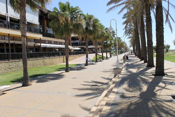 Adosado en Islantilla con terraza de 20m y WI-FI