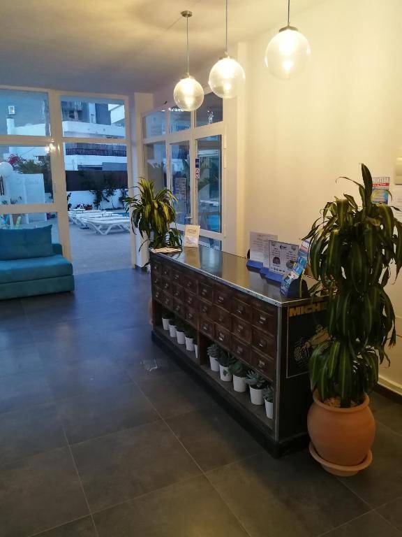 Apartamentos Es Cantó