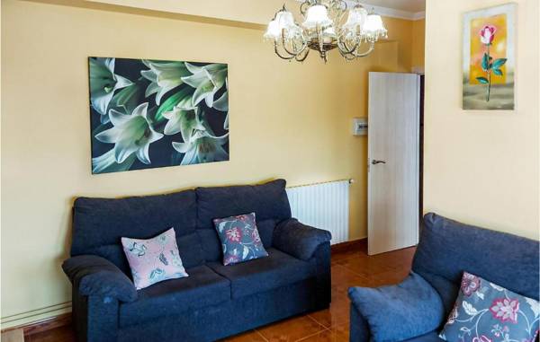 Awesome apartment in Fisterra with WiFi and 4 Bedrooms