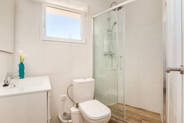 5 soles 3 bedroom apartment Santandria