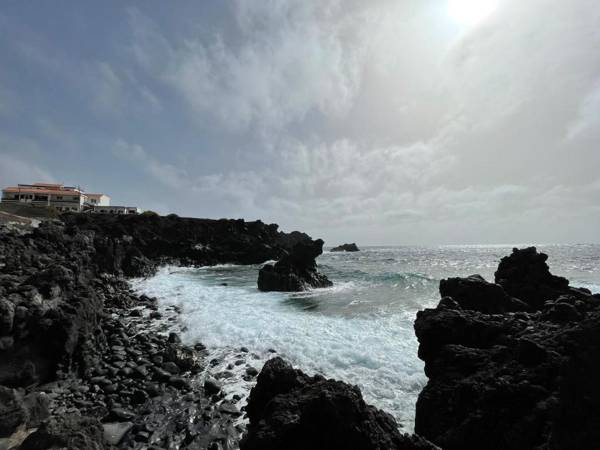 Apartamento familiar frente del oceano y cerca de la playa El Hierro