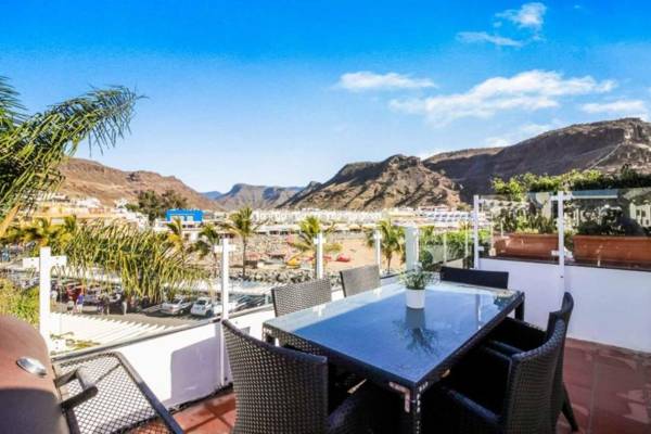Harbour 374 with private roof terrace in Puerto de Mogan