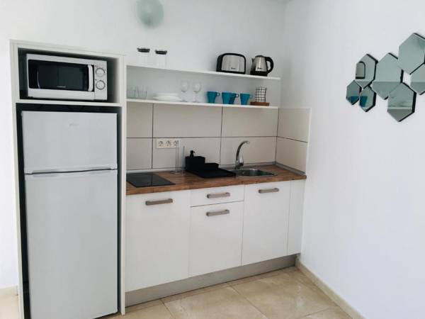 Apartamentos Anjomacar II