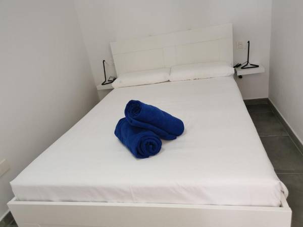 Apartamentos Anjomacar I