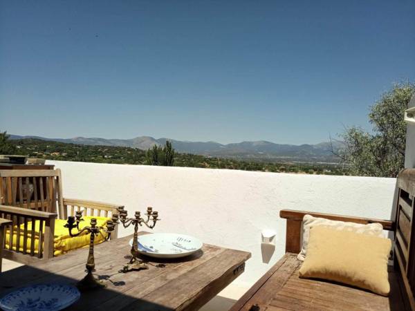 Enticing Holiday Home in Galapagar with Private Terrace