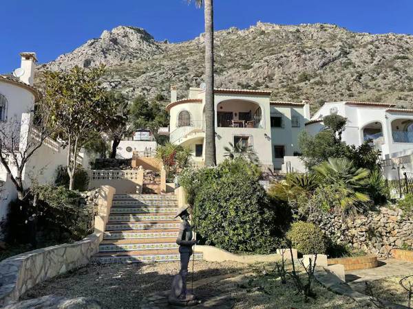 charming villa for 9 people distributed over 2 floors private pool