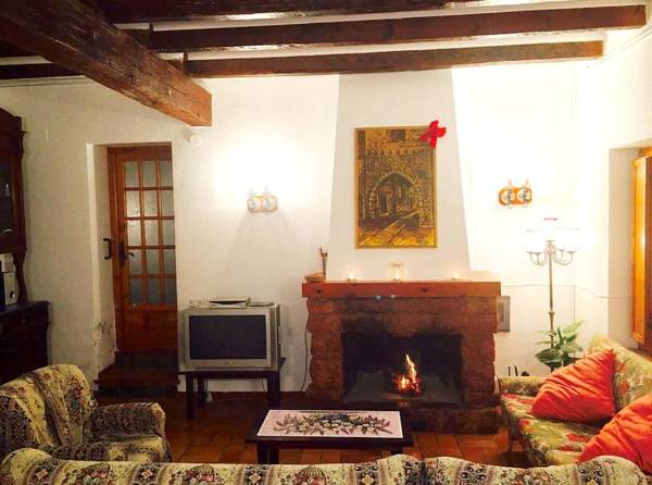 7 bedrooms house with private pool and enclosed garden at Tortosa