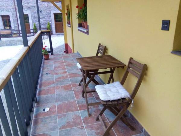 Studio with terrace and wifi at La Riera