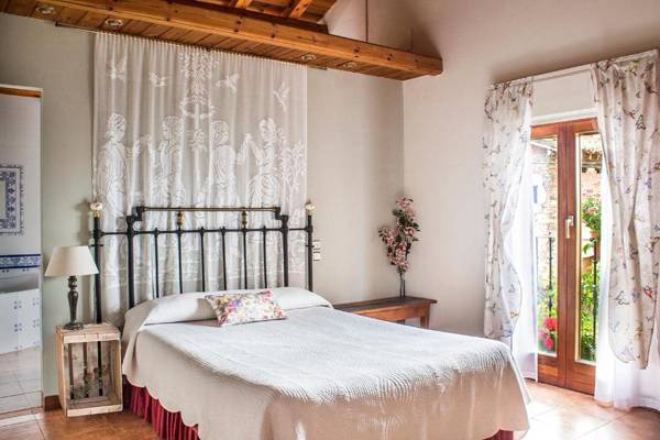 Hotel Rural "El Patio de la Morera"