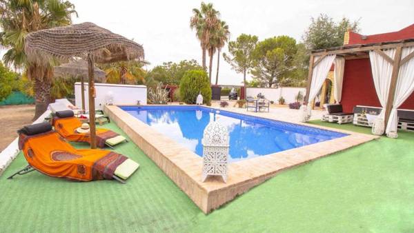 Villa Felisa en el flamenco pueblo de La Puebla de Cazalla