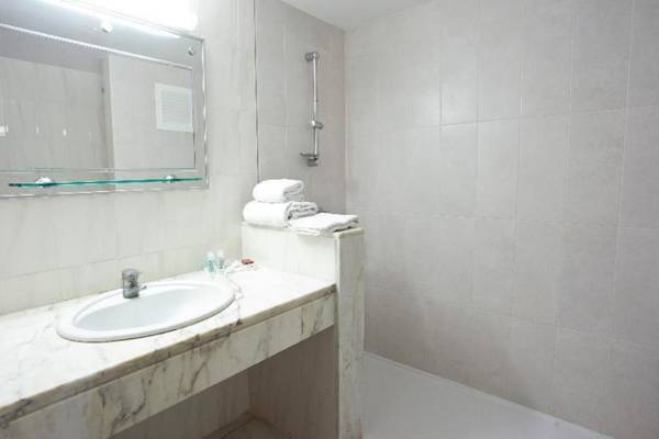 Apartamentos Sol Y Mar