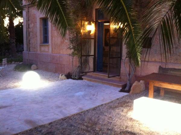 Villa Station by Cassai