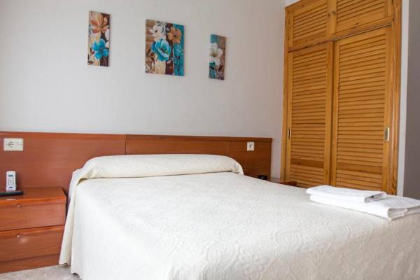 Hostal Restaurante María Victoria