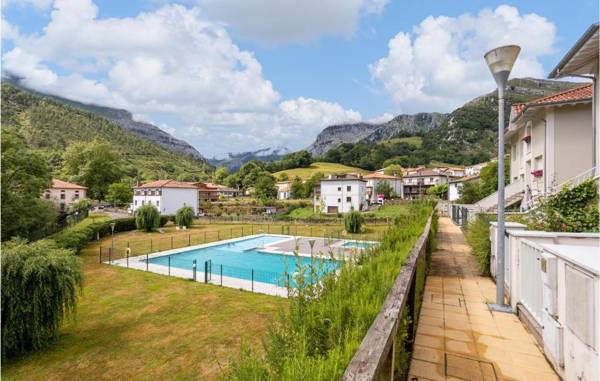Stunning home in Arredondo with Outdoor swimming pool WiFi and 3 Bedrooms