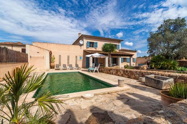 Sa Bassa - country house close to the village