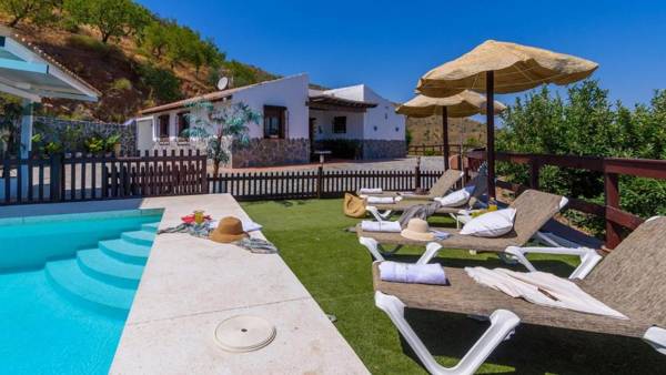 Cortijo La Envarra El Borge by Ruralidays