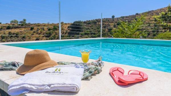 Cortijo La Envarra El Borge by Ruralidays