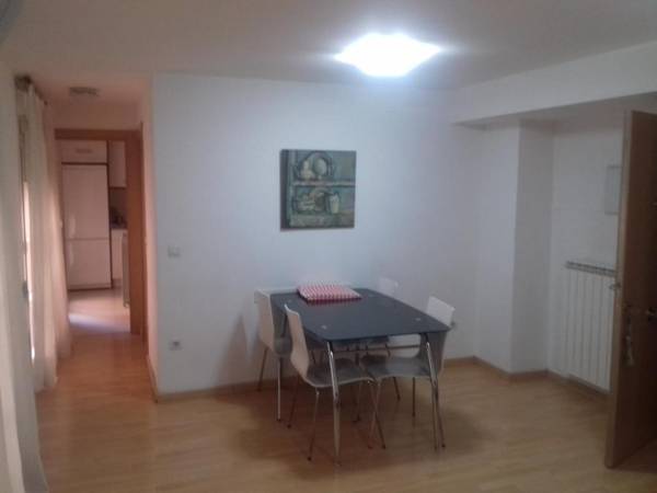 Apartamentos Auhabitat Zaragoza edificio de apartamentos turísticos con facilidad de parking